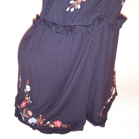American Eagle Outfitters One Piece Romper Medium Black Red Stretch Floral Embro - Picture 7 of 14